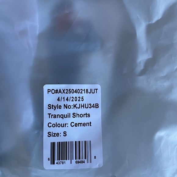 Comfrt Tranquil Shorts - Picture 2 of 2